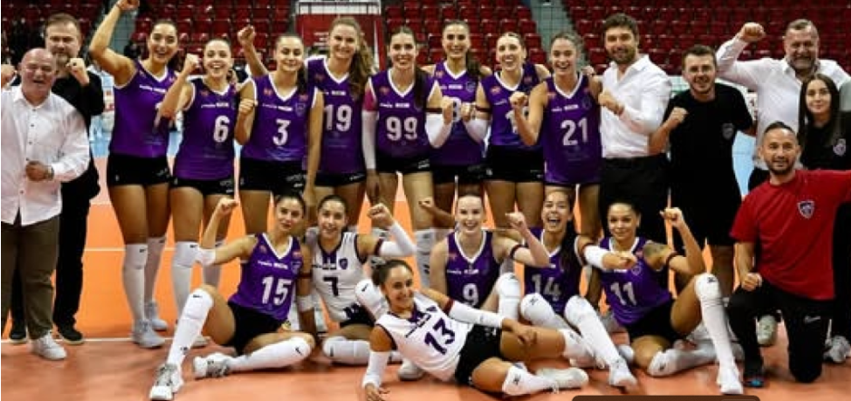 Kadınlar Voleybol 1. Ligi’nde mücadele eden Afyon Belediye Yüntaş Voleybol Takımı, kendi sahasında konuk ettiği Konya Ereğli sporu ’u 3-0 skorla mağlup etti.