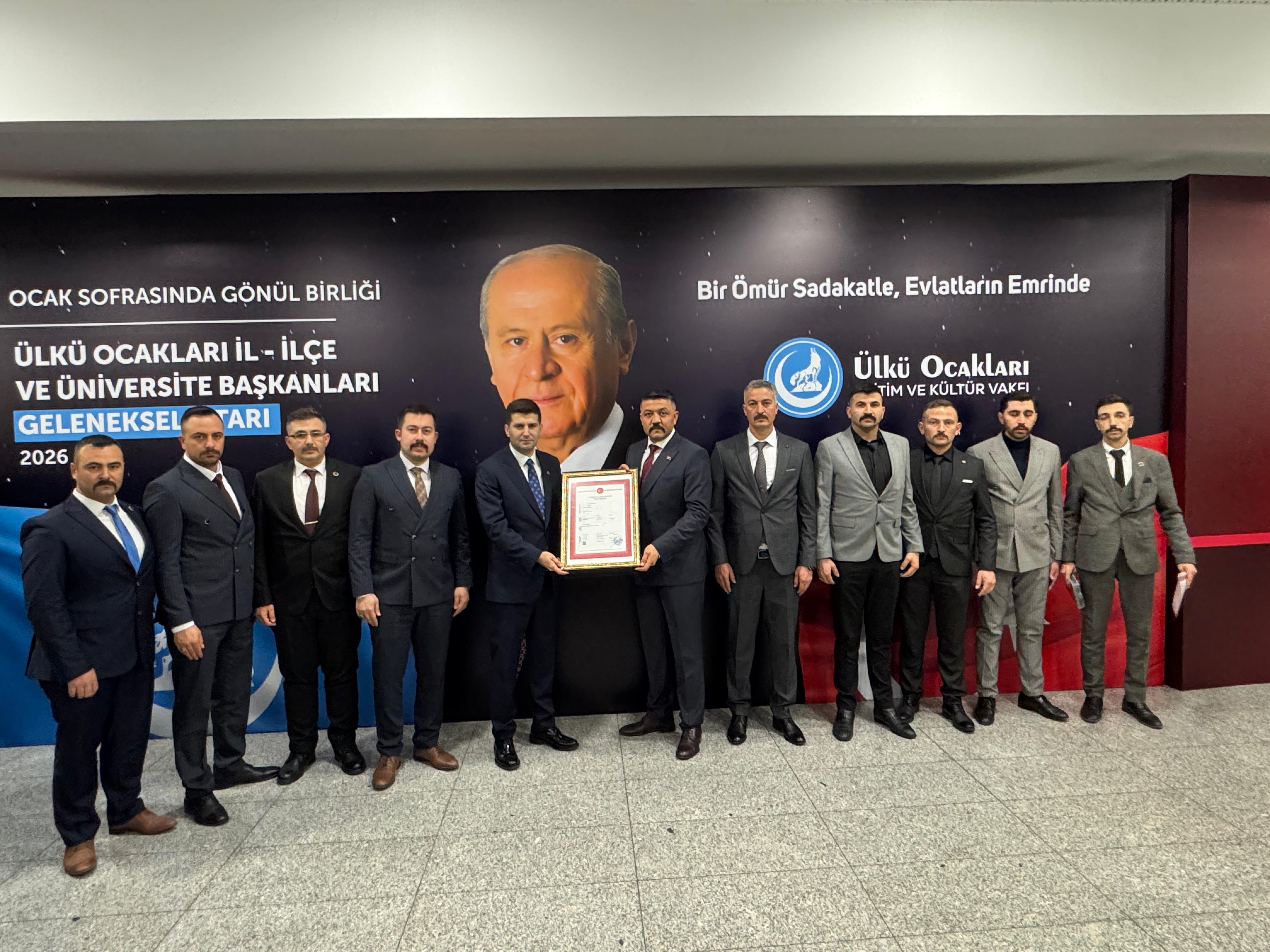Afyonkarahisar Ülkü Ocakları’ndan Genel Merkez İftarında Tapu Takdimi