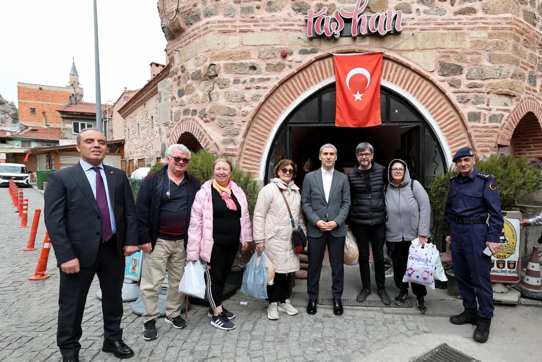 Afyonkarahisar Valiliği'nin Tarihi Demirciler Çarşısı Ziyareti