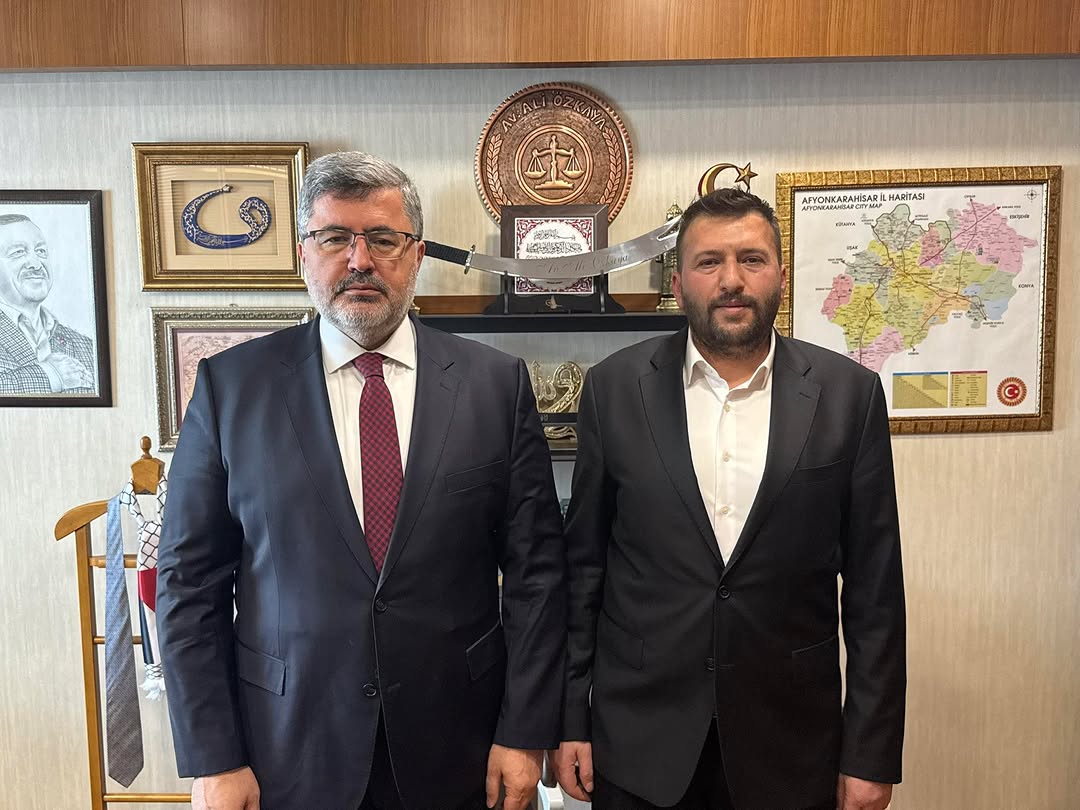 Ak Parti Milletvekili Ali Özkaya, Sandıklı Akharım Belediye Başkanı Süleyman Kaynak'ı Gazi Meclis'te Ağırladı