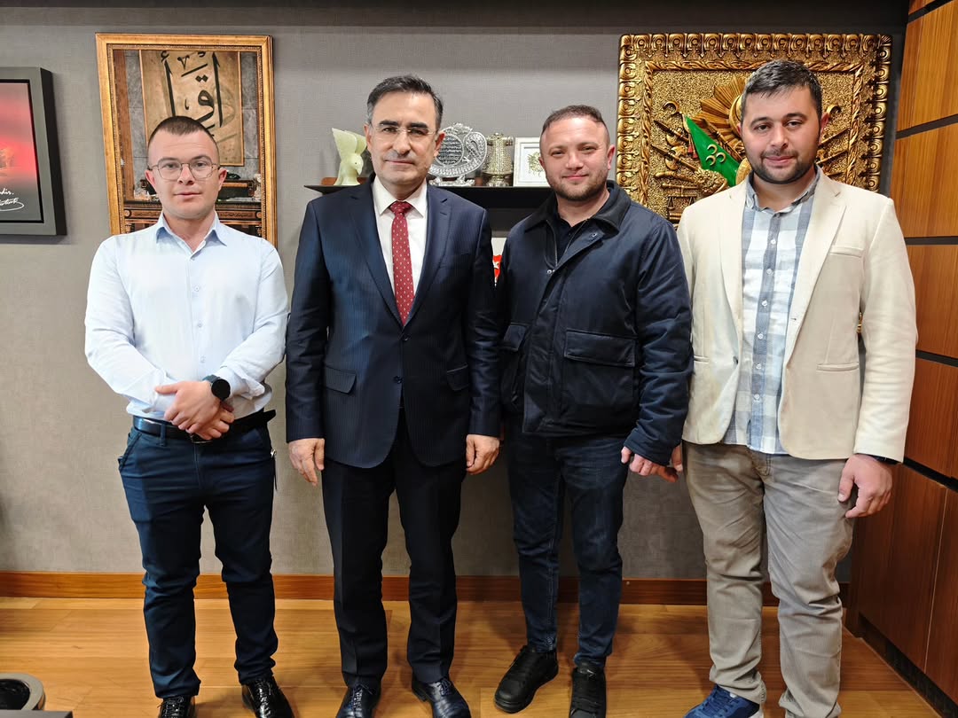 Ak Parti Milletvekili Hasan Arslan'dan Gençlerle Buluşma Paylaşımı