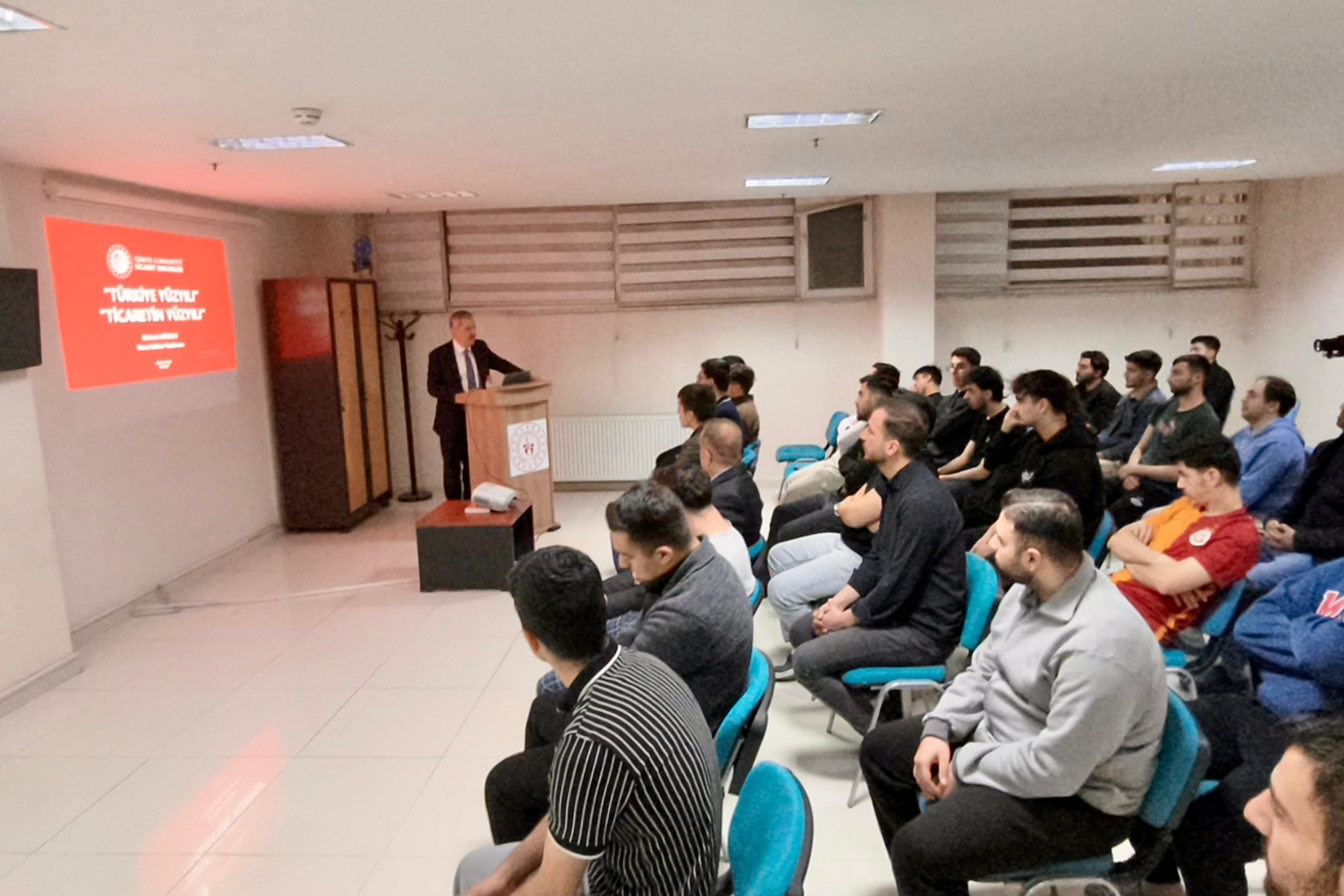 Bakan Yardımcısı Gürcan Öğrencilerle Buluştu