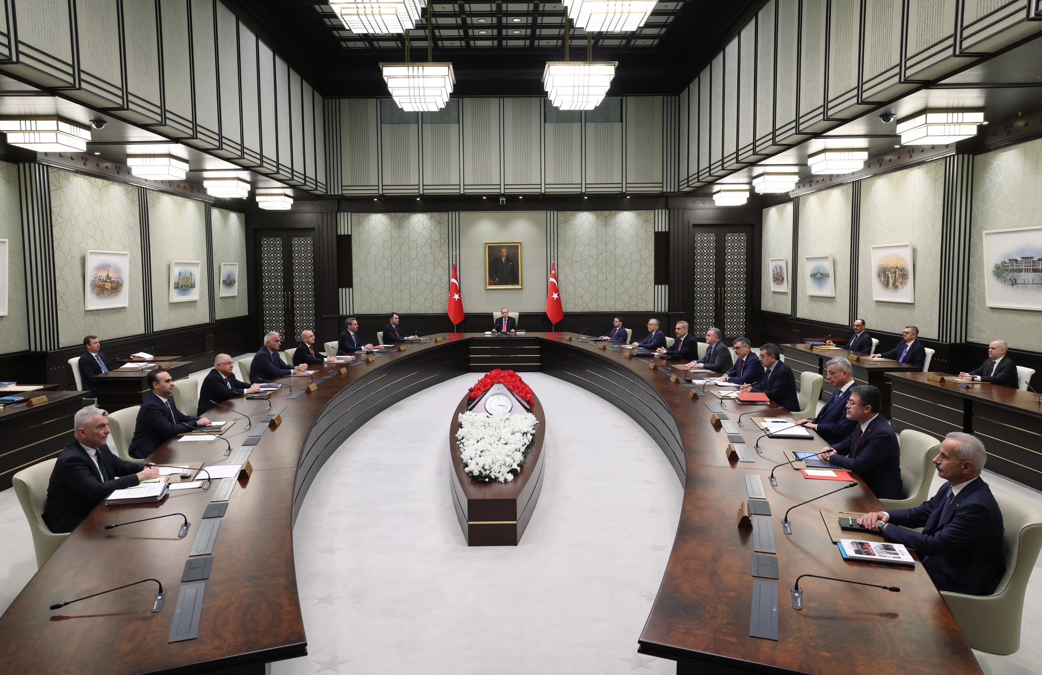 Cumhurbaşkanlığı Kabinesi Toplandı