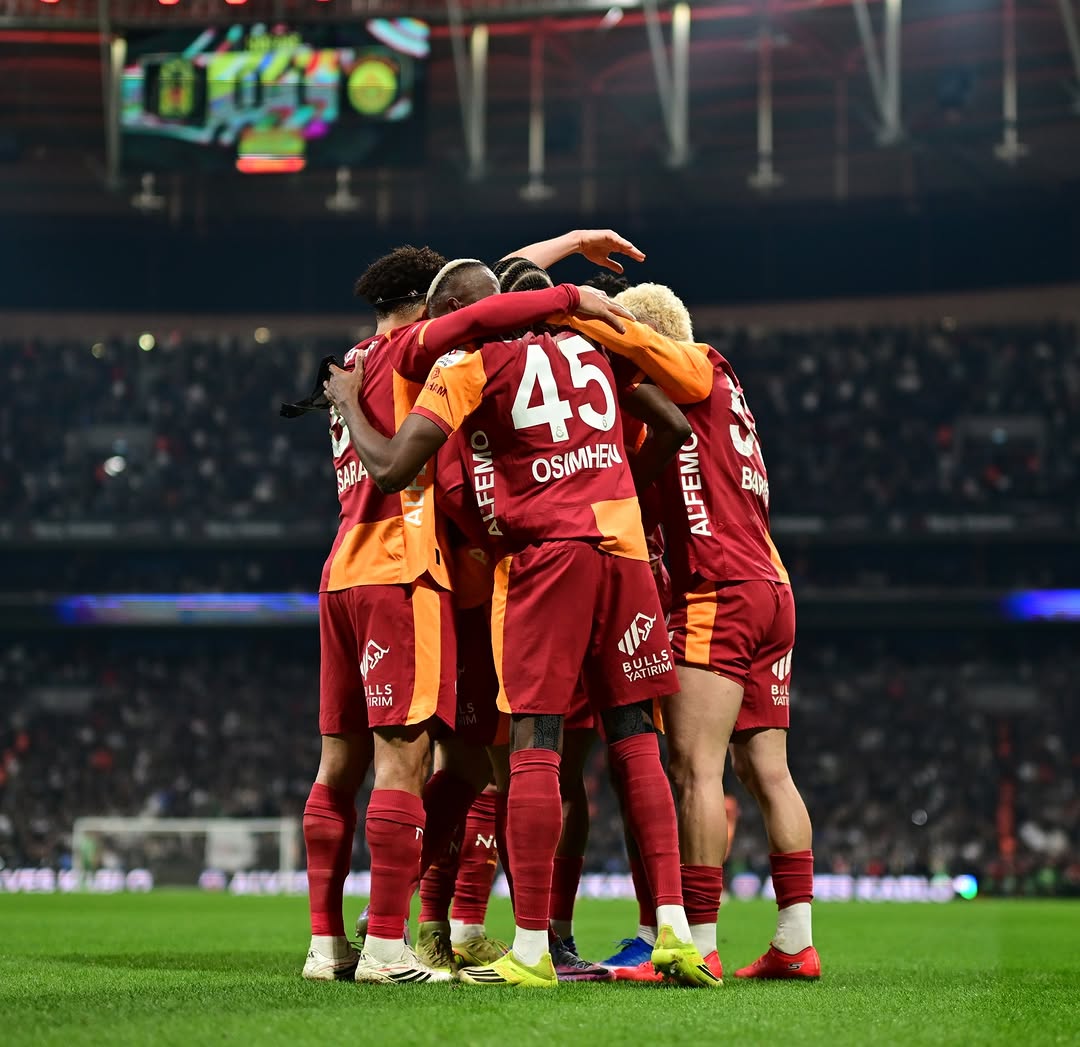 Galatasaray Ailesine İyi Geceler Mesajı