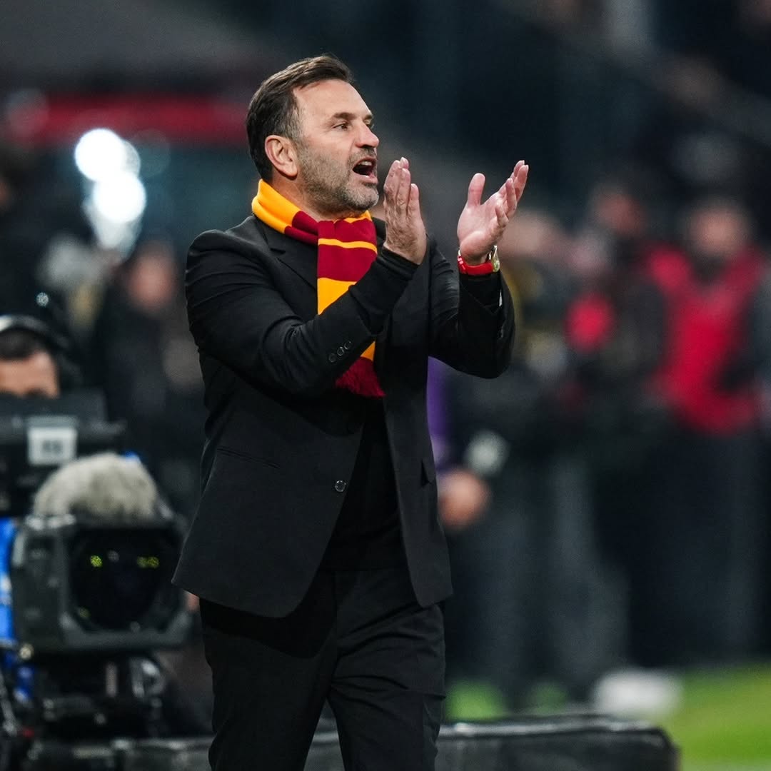 Galatasaray Teknik Direktörü Okan Buruk'un Zafer Coşkusu