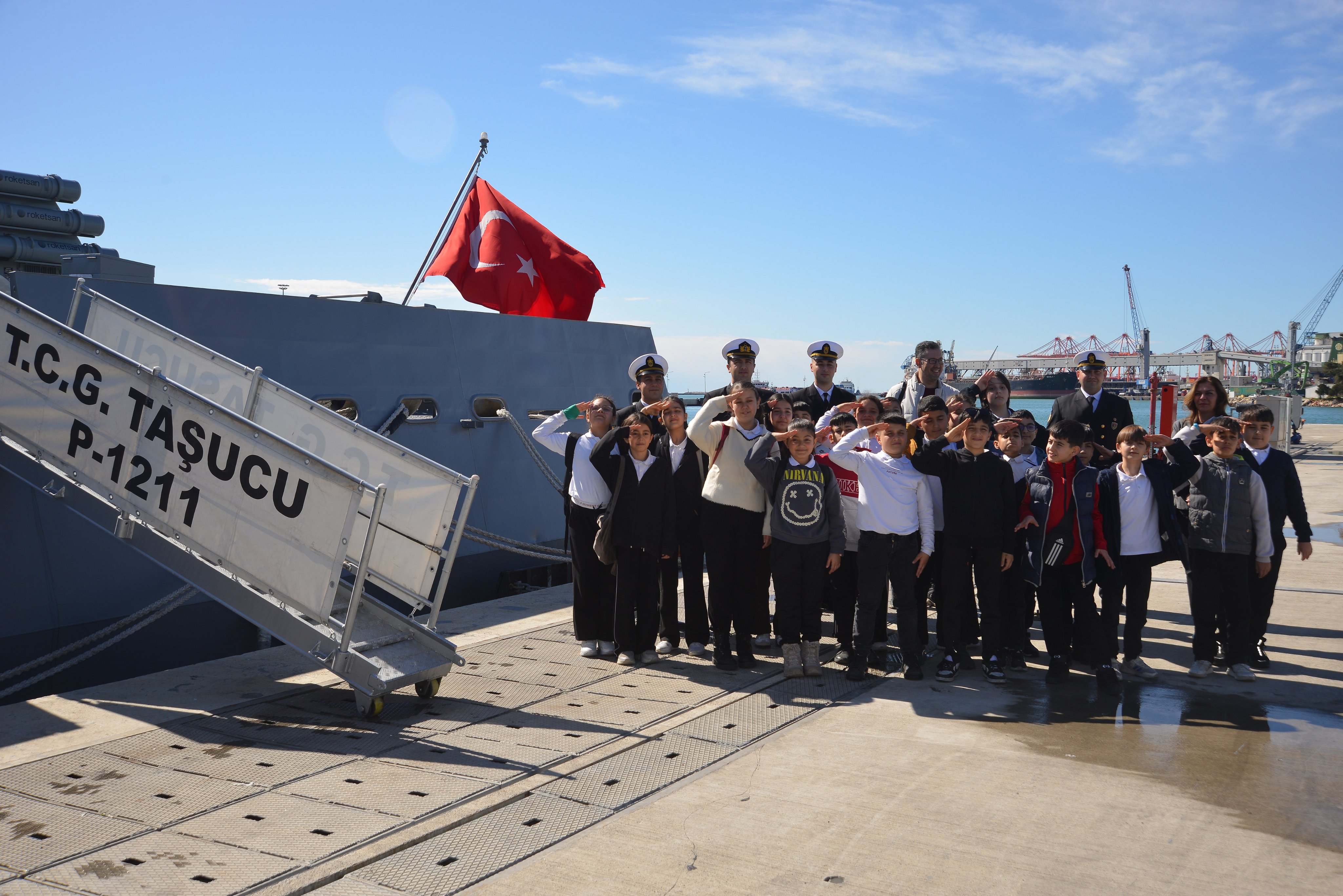 Gençler Mehmetçikle Buluştu