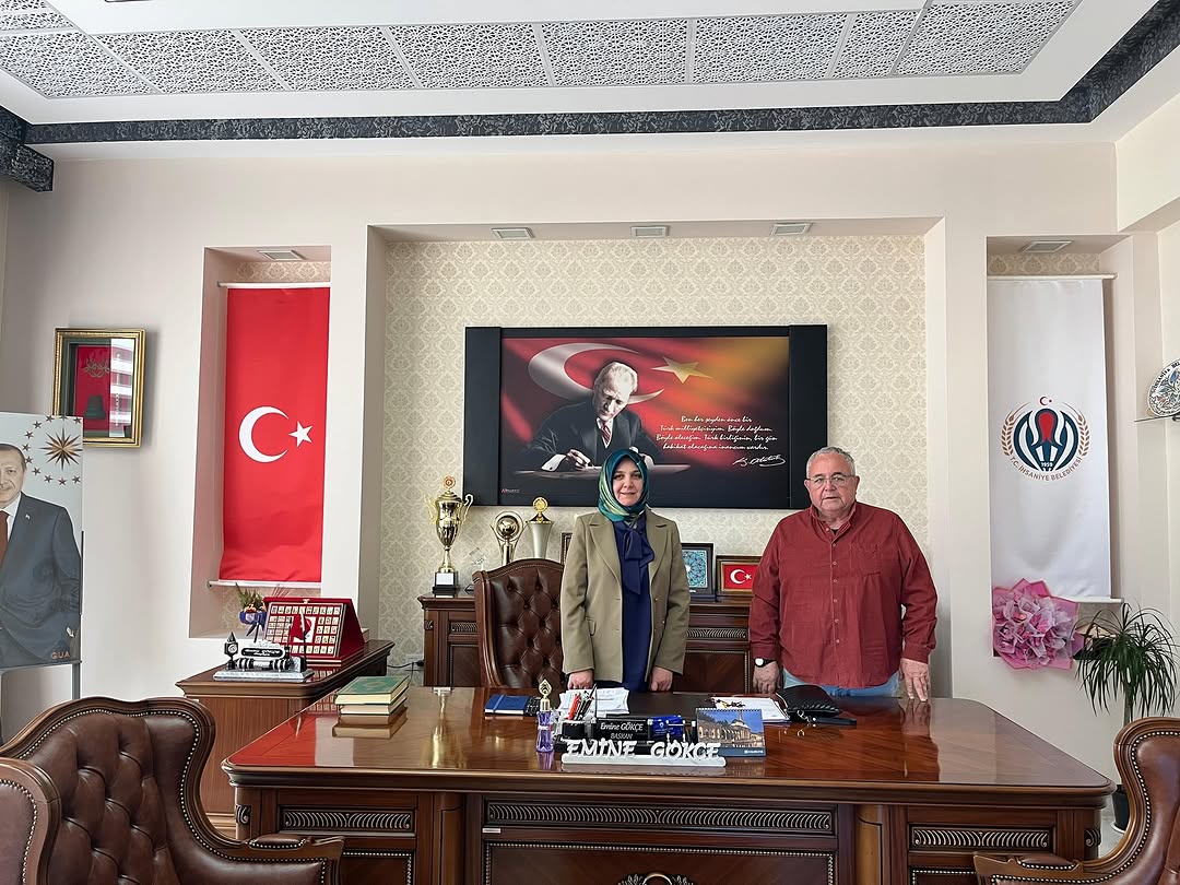 İhsaniye Belediye Başkanı Emine Gökçe'ye Yıldız Su'nun Yeni Sahibi Levent Morsallı Ziyaret Gerçekleştirdi