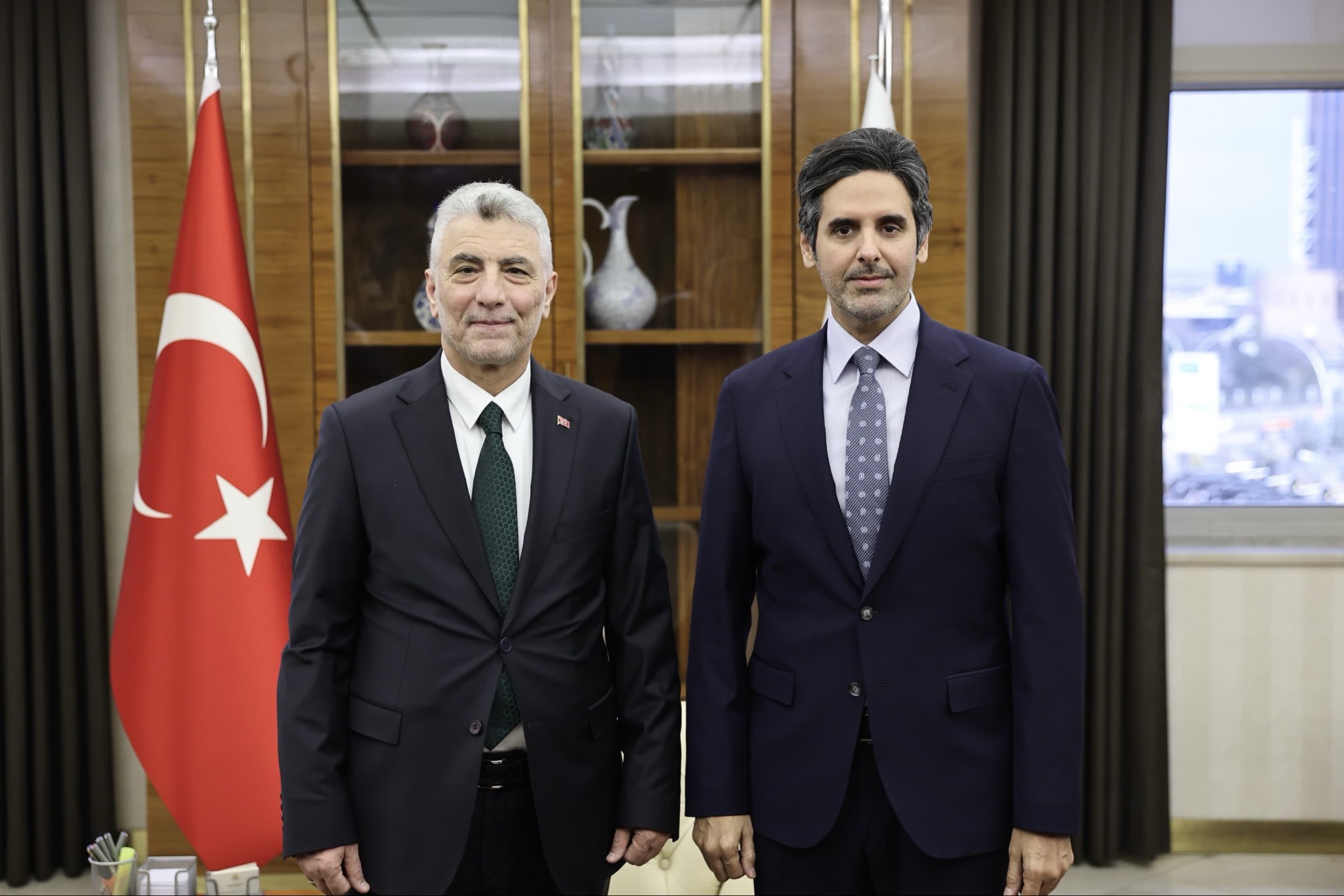 Katar Büyükelçisi Ticaret Bakanlığı'nda