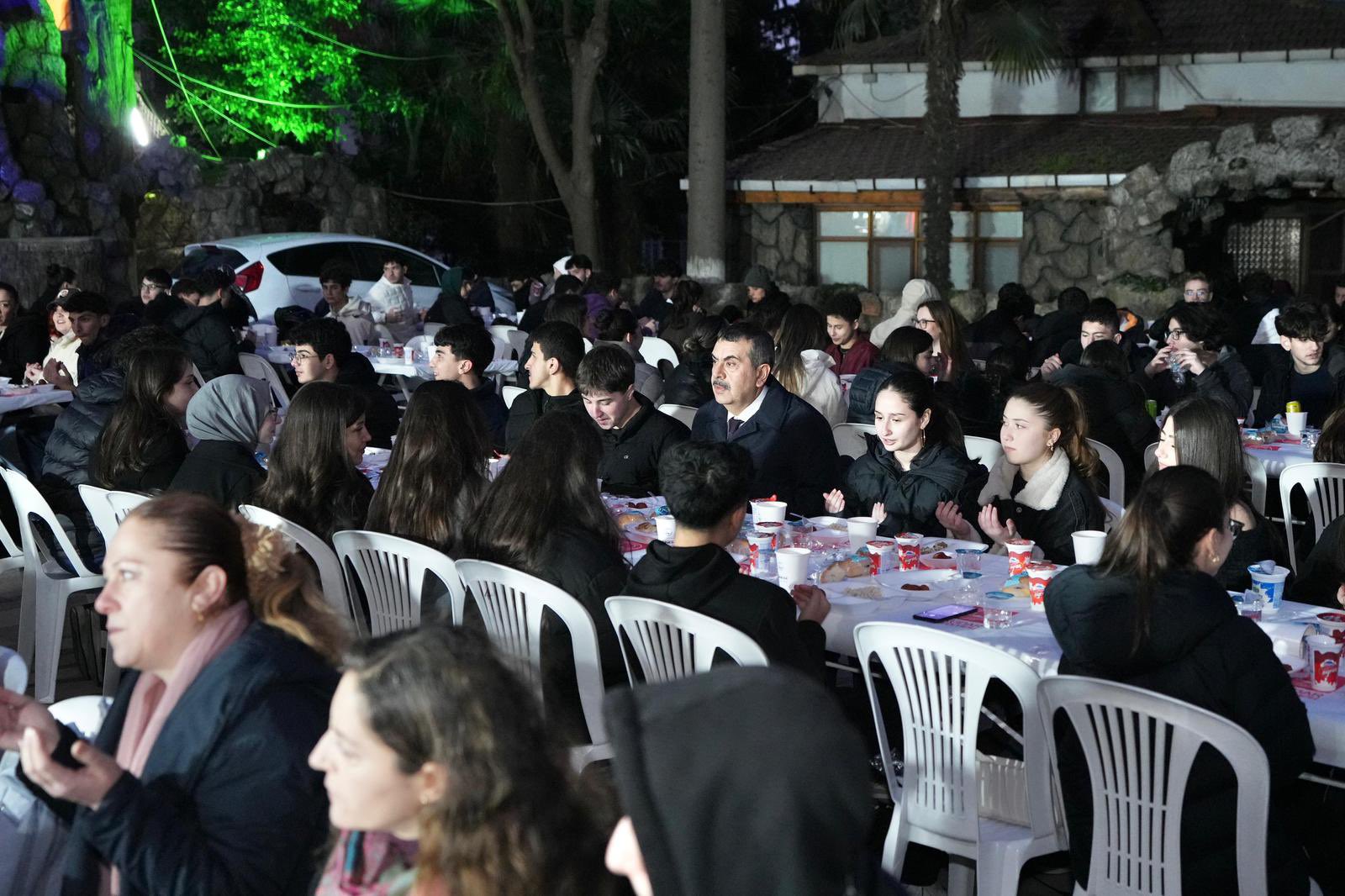 Üsküdar'da İftar Buluşması