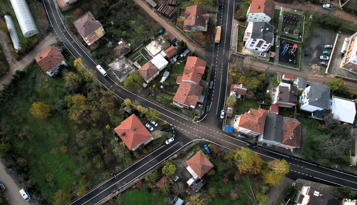 Gölcük'te 150 Sokak Ve Caddede Üstyapı Seferberliği