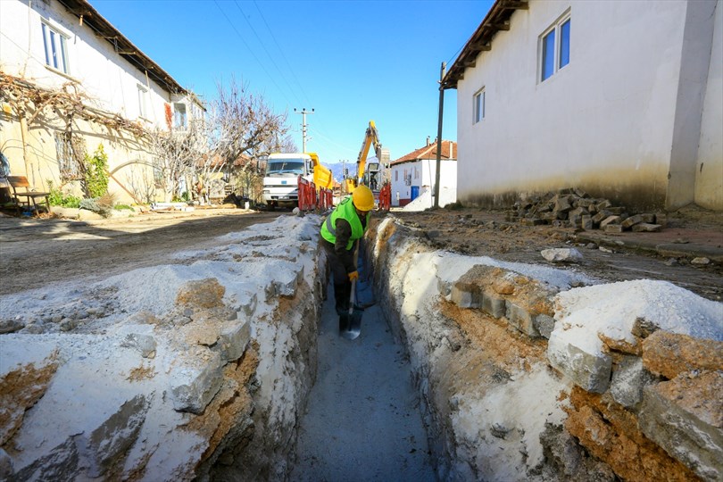 Büyükşehir Deski'den Dedebağı'na Sağlıklı Su Yatırımı