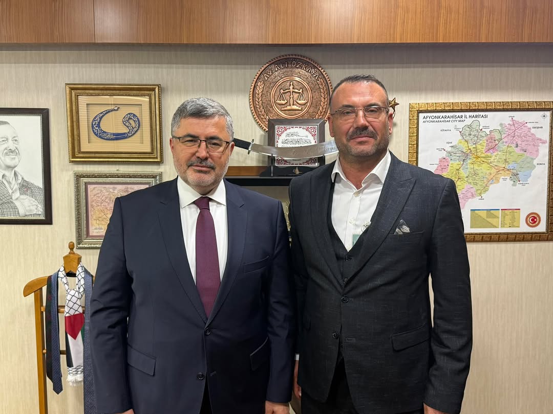 Ak Parti Afyonkarahisar Milletvekili Ali Özkaya, Önceki Dönem Başmakçı İlçe Başkanı Ramazan Kök'ü Gazi Meclisi'nde Misafir Etti