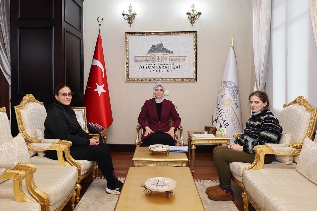 Afyonkarahisar Valiliği'nden Nanoteknoloji ve Yapay Zeka Destekli Projeler Hakkında Ziyaret