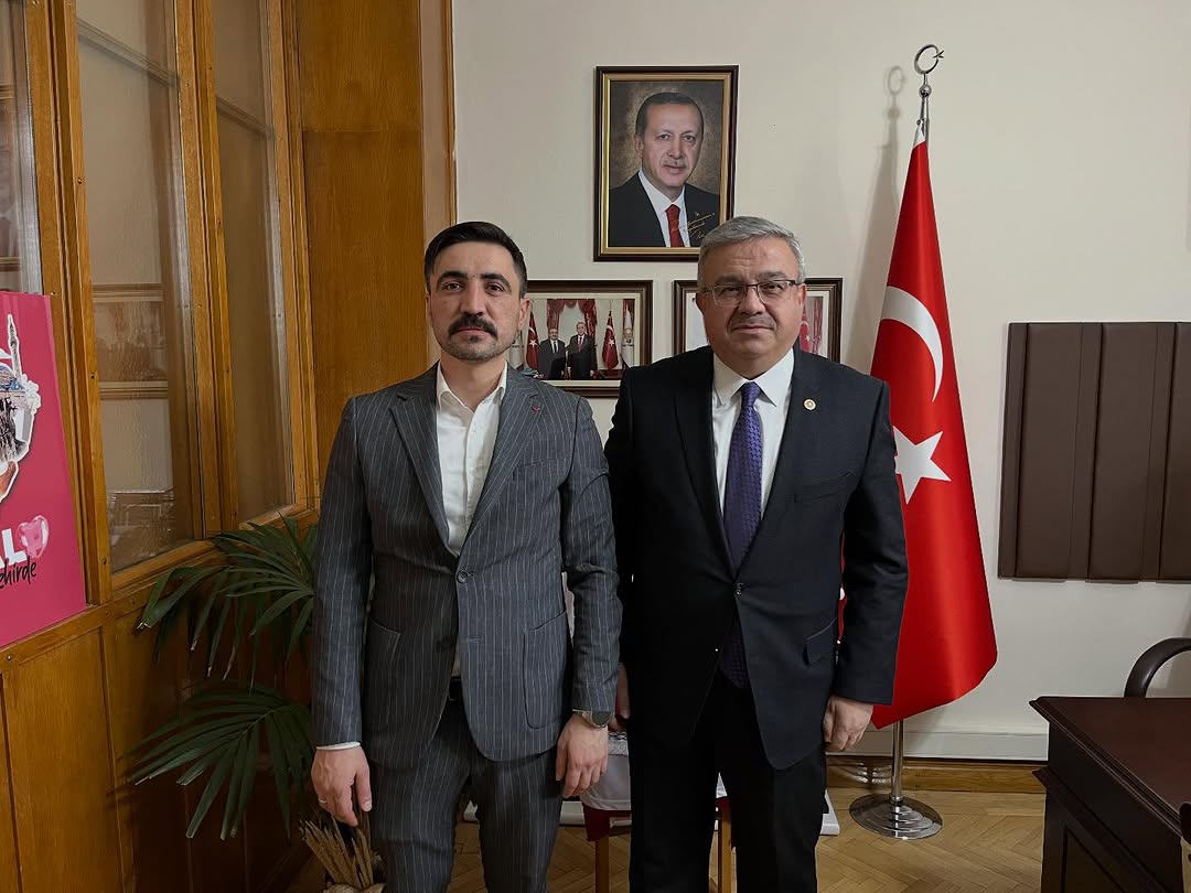 Ak Parti Afyonkarahisar Milletvekili İbrahim Yurdunuseven'den Gazlıgöl Belediye Başkanı Mustafa Güngör'e Ziyaret