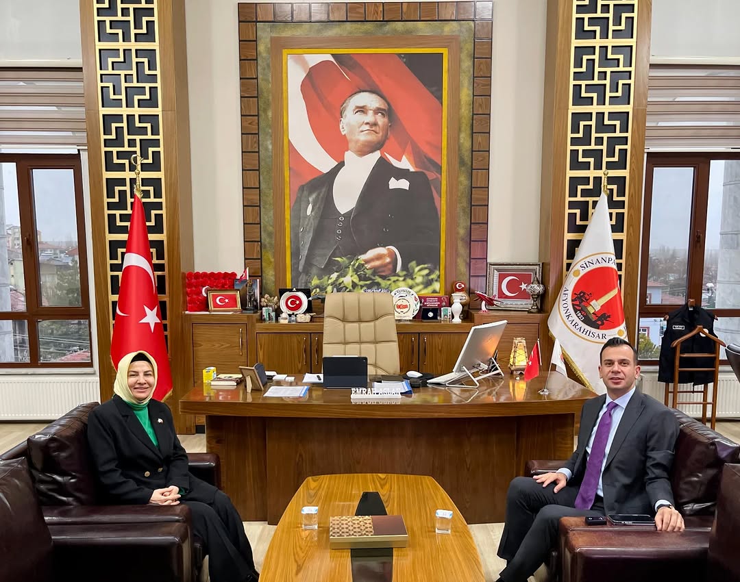 İçişleri Bakanlığı Muhtarlar Daire Başkanı Suna ÜSTÜNER, Kaymakam Emrah ASLAN'ı Ziyaret Etti