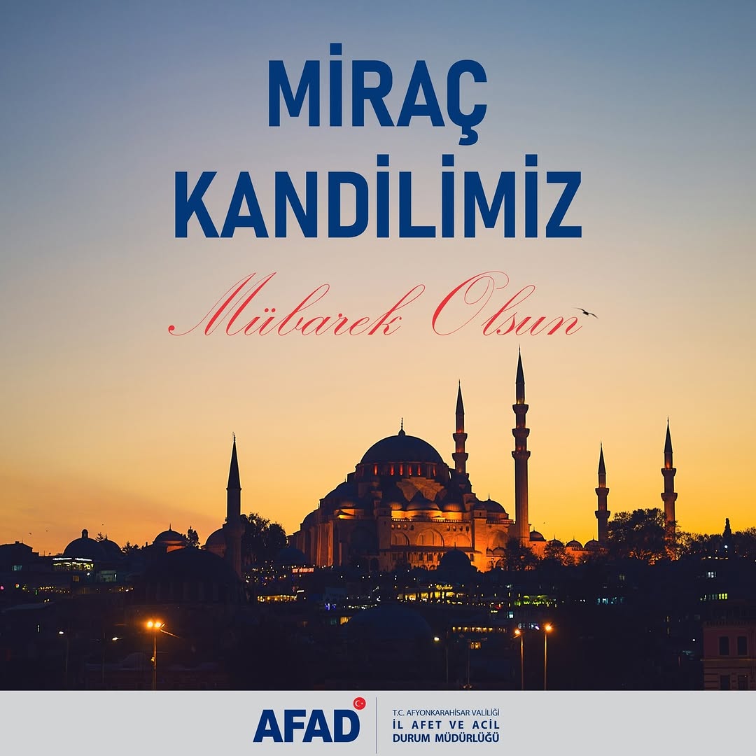 Miraç Kandili'nde Dualar Yükseldi