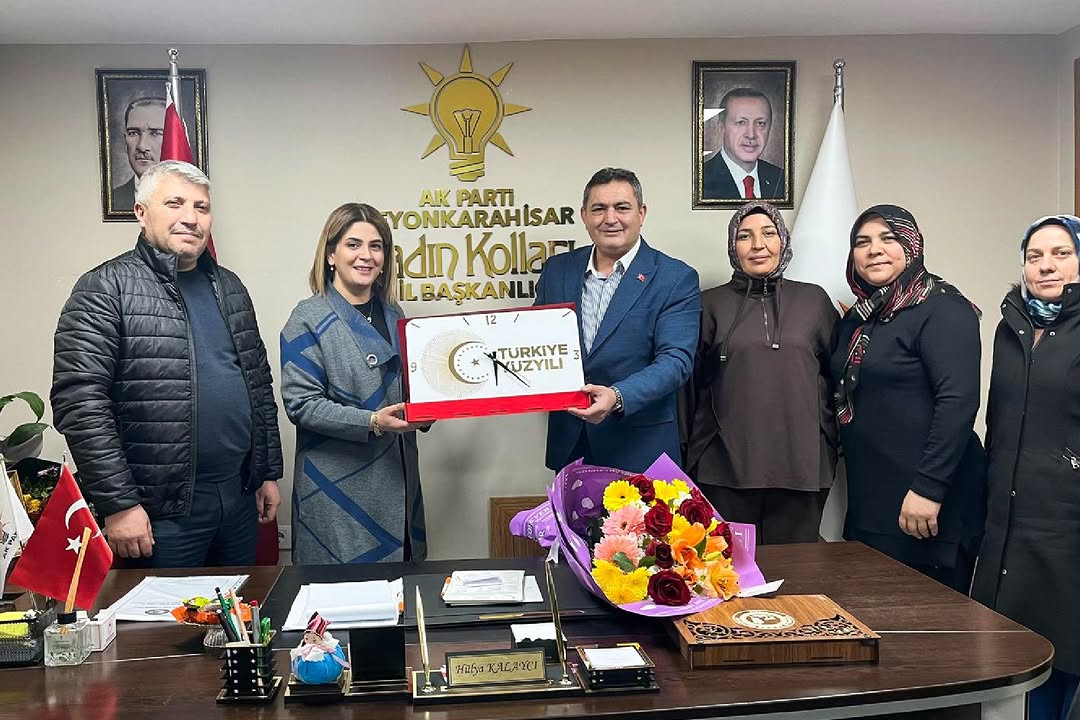 Ak Parti Afyonkarahisar İl Kadın Kolları Başkanı Hülya Kalaycı'ya Ziyaret