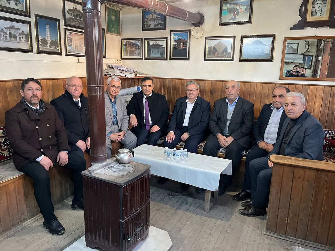 Ak Parti Milletvekili Hasan Arslan, Ahmetpaşa Belde Başkanı Lütfü Ayık'ı Ziyaret Etti
