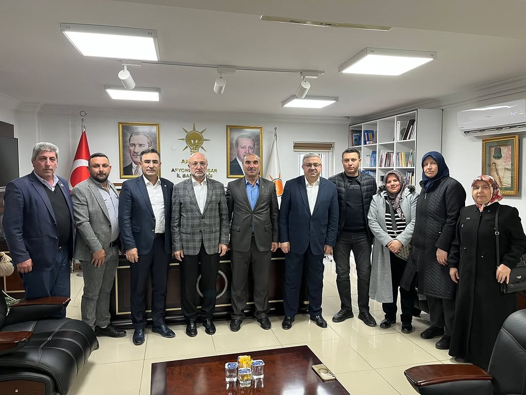 Ak Parti'den Çay İlçe Teşkilatına Ziyaret