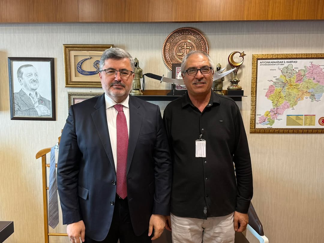 Ak Parti Afyonkarahisar Milletvekili Ali Özkaya, Hemşehrimiz Raşit Tetik'i Gazi Meclisinde Ağırladı