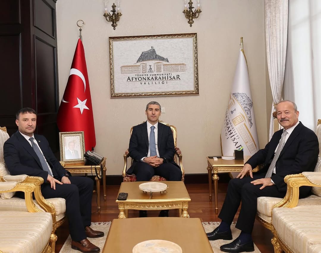 Mhp Afyonkarahisar Milletvekili Mehmet Taytak, Vali Dr. Naci Aktaş'ı Ziyaret Etti