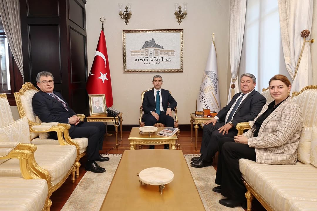 Afyonkarahisar Valiliği'nden Dr. Naci Aktaş'a Hayırlı Olsun Ziyareti