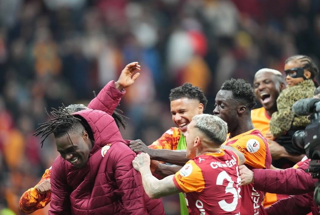 Galatasaray Ailesine İyi Geceler Mesajı