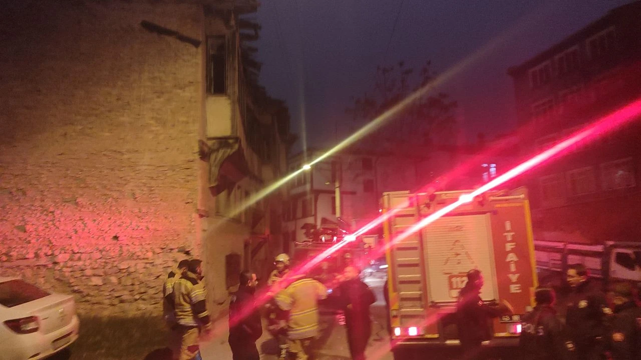 Kütahya’da yangın ihbarı ekipleri harekete geçirdi