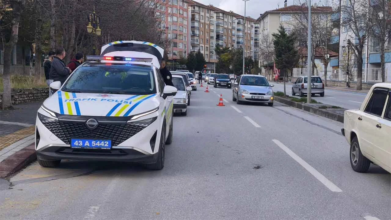 Kütahya’da Fatih Sultan Mehmet Bulvarı'nda trafik denetimi yapıldı