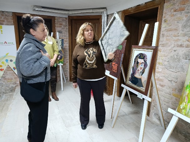 Yeşil–Beyaz Karma Sanat Sergisi Kapılarını Açtı