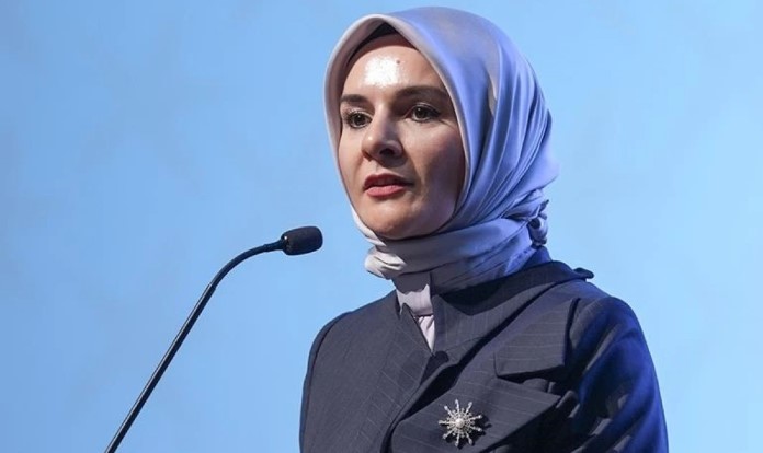 Aile ve Sosyal Hizmetler Bakanı Mahinur Özdemir Göktaş  3 bin yeni personel alımı yapacağız" dedi.
