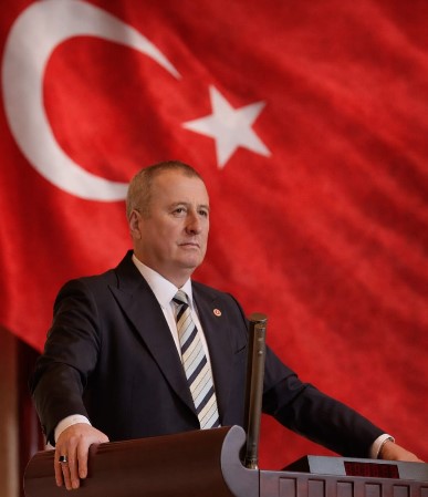 ESERİNİZLE GURUR DUYUN.
