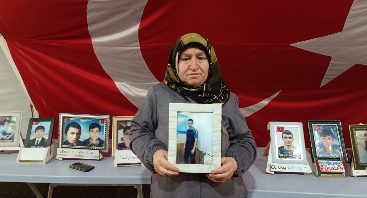 Diyarbakır Anneleri’nin evlat nöbeti 2339 gündür kararlılıkla devam ediyor - 1