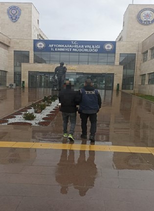Afyonkarahisar’da FETÖ Operasyonu: 6 Yıl 3 Ay Hükümlü Şahıs Yakalandı - 1