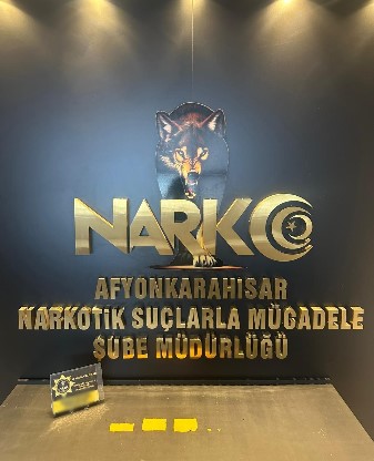 Sokak Satıcılarına Darbe: Uyuşturucu Madde Ele Geçirildi - 1