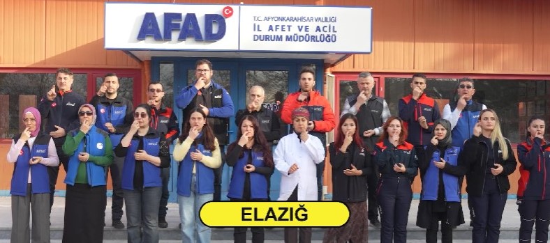 Kahramanmaraş merkezli depremlerin yıl dönümünde, afetin doğrudan etkilediği 11 il Afyonkarahisar’da düzenlenen törende işaret diliyle anıldı. - 1