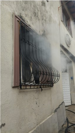 Ermen Mahallesi Kuşoğlu Sokak’ta Kortutan Yangın - 1