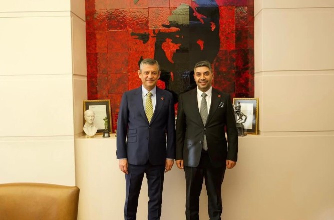 Bu açıklamalar; ilkesizlik, liyakatsizlik ve siyasi tükenmişliğin açık bir dışavurumudur. - 1