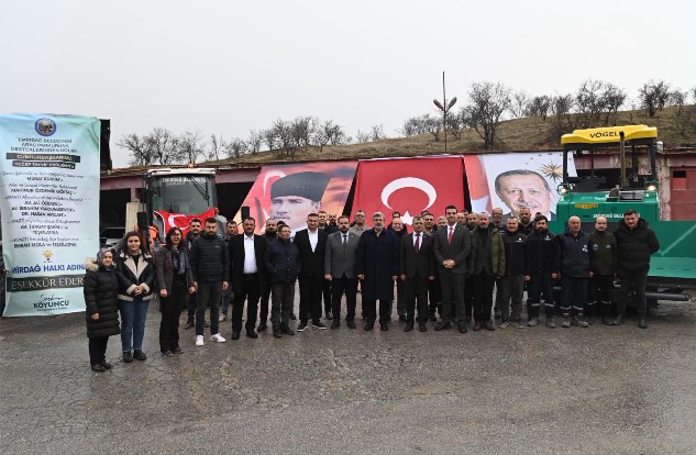 AK Parti Afyonkarahisar Milletvekili Ali Özkaya, Emirdağ ilçesinde teşkilat mensupları, belediye başkanları ve vatandaşlarla bir araya geldi. - 1