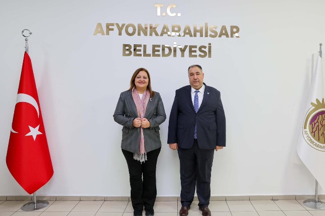 İYİ PARTİ İL BAŞKANI MISIRLIOĞLU’NDAN BELEDİYE BAŞKANI BURCU KÖKSAL’A ZİYARET - 1