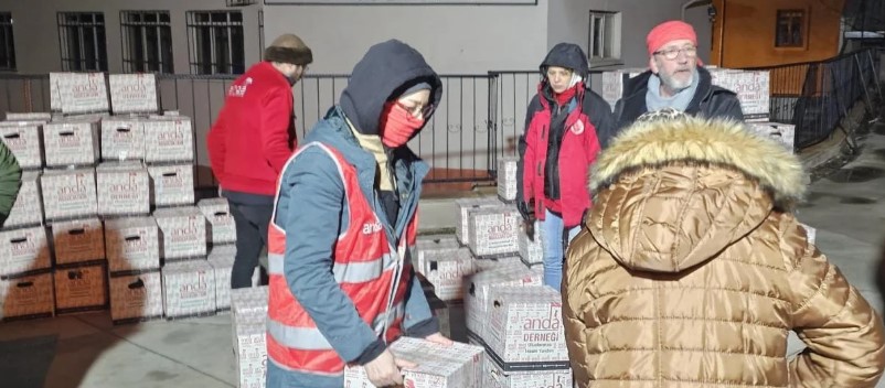 Anda Eğitim Araştırma Yardımlaşma ve Arama Kurtarma Derneği Gönüllere Dokunmaya Devama ediyor. - 1