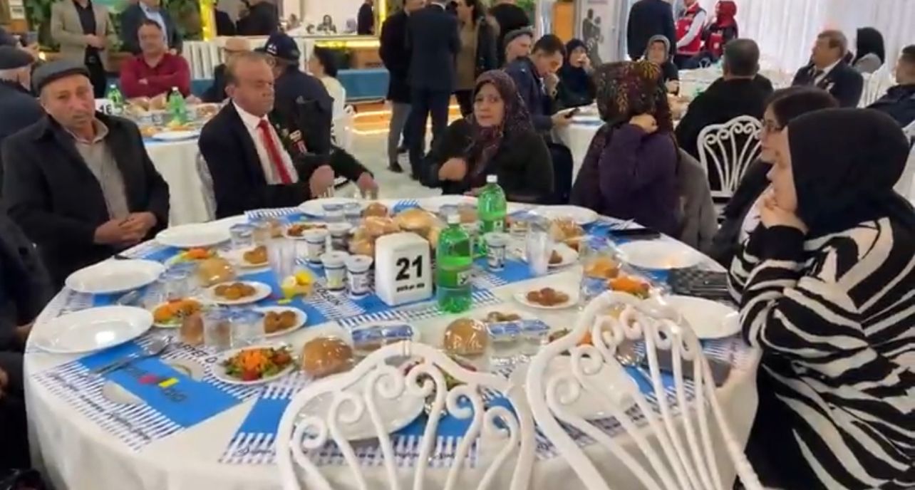 Dinar’da Şehit Aileleri ve Gaziler Onuruna İftar Programı - 2