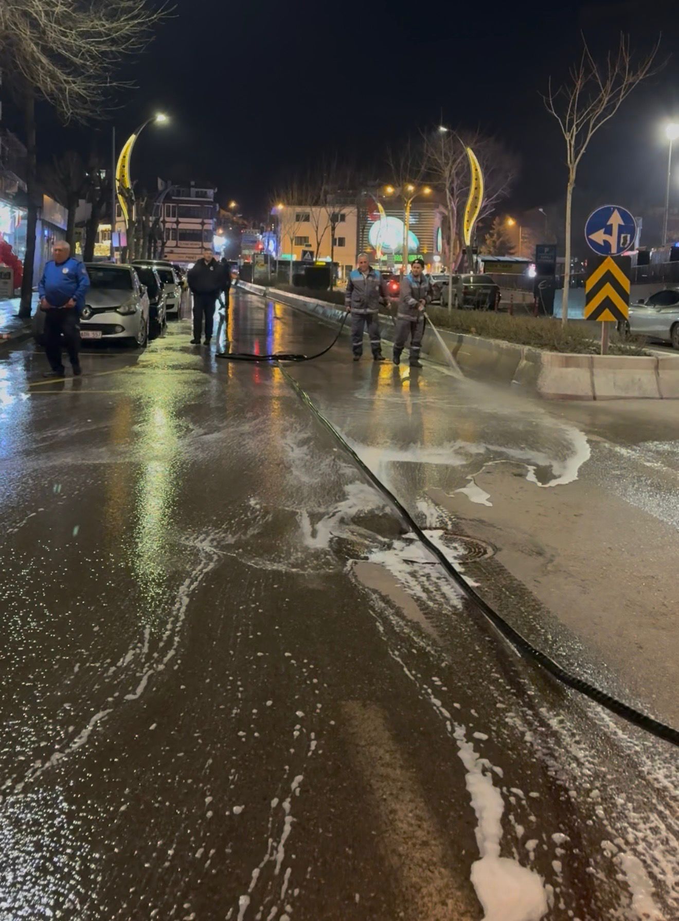 Afyonkarahisar'da caddelerde Ramazan temizliği - 1
