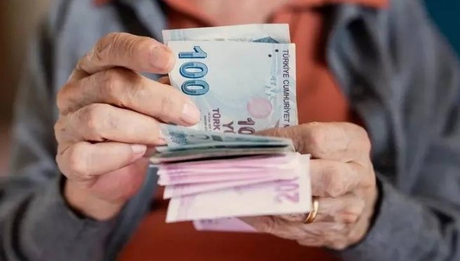 Maaş ve Bayram İkramiyeleri Bayramdan önceAynı Gün Yatacak! - 1