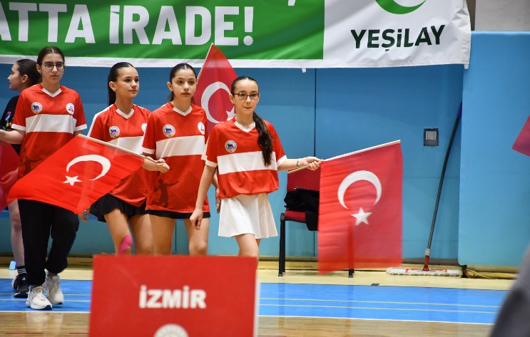 Okul Sporları Badminton Yıldızlar Grup Müsabakaları Afyonkarahisar’da Başladı - 1