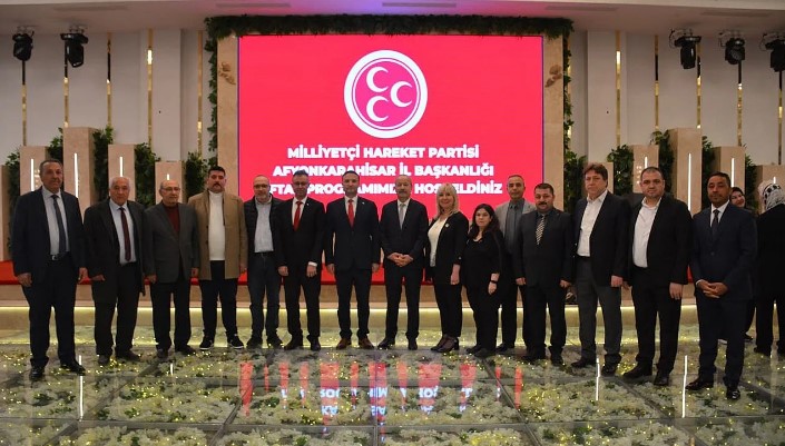 Taytak, “'MHP'ye yüzde 8 diyenler bu salonları görsünler' - 3