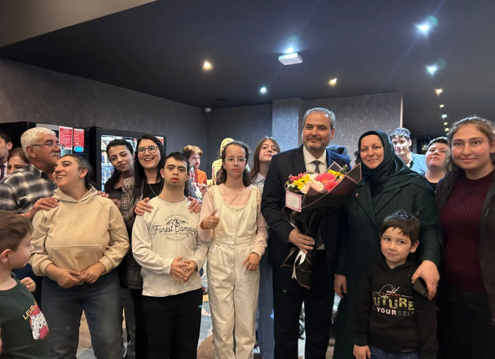 Otizmli Çocuklardan Rektör Aslan’a Tıp Bayramı Sürprizi! - 1