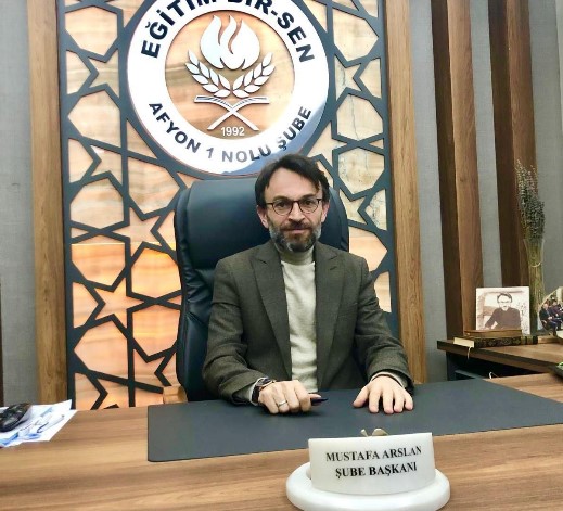 ÇANAKKALE, RÜKÛDAN BAŞKA EĞİLMEYEN YİĞİTLERİN ZAFERİ - 1