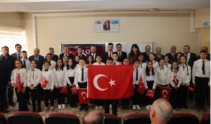 Sandıklı’da 18 Mart Çanakkale Zaferi ve Şehitleri Anma Günü Programı Düzenlendi - 1