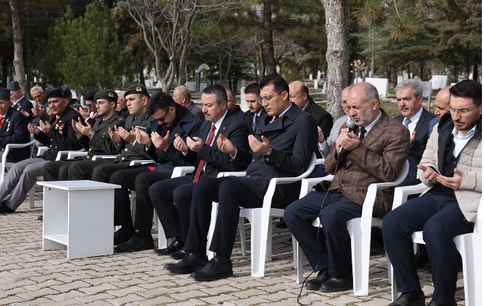 Sandıklı’da 18 Mart Çanakkale Zaferi ve Şehitleri Anma Günü Programı Düzenlendi - 2